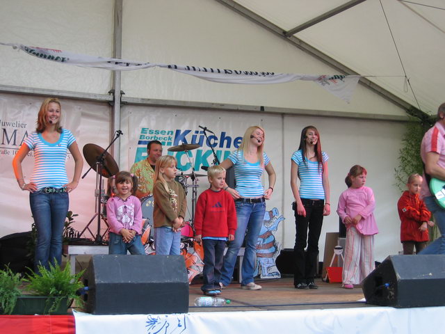 gal/2007/2007 Borbecker Markfest/2007 Saitentwist Borbecker Markfest 2.9. 149.jpg